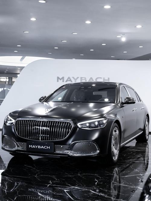 深圳43岚图汽车的售后服务让用户无忧出行，迈巴赫未来的豪华车趋势